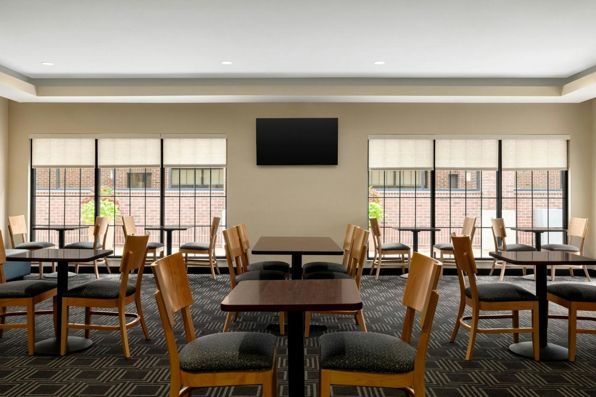 Towneplace Suites By Marriott Williamsport Exterior foto